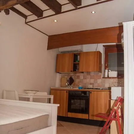 Apartamento A Couple Of Steps From Rialto *